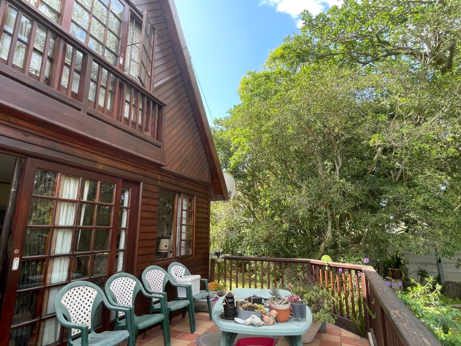 6 Bedroom Property for Sale in West Bank Eastern Cape